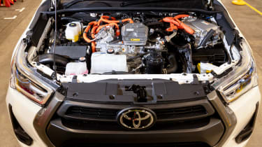 Hydrogen Toyota Hilux - engine bay