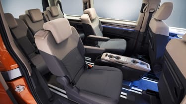 Volkswagen T7 Multivan - seats