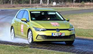 VW Golf - wet tyre testing