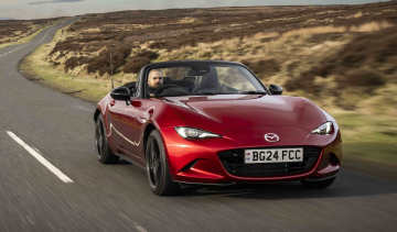 Mazda MX-5 - front tracking