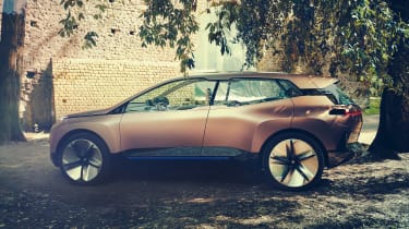 BMW Vision iNEXT concept - side