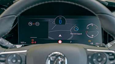 Vauxhall Grandland Hybrid - digital display 