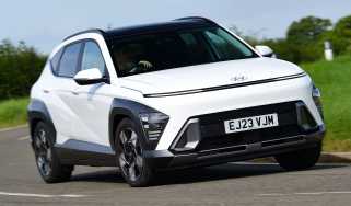 Hyundai Kona - front cornering