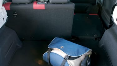 Peugeot 207 S load space