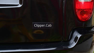 Clipper LTI TX4 black cab 19