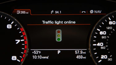 Audi connect traffic light 