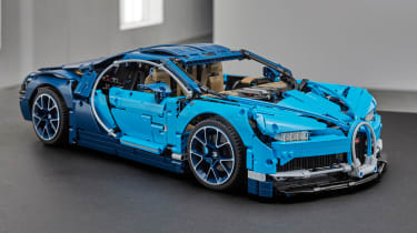 Bugatti Chiron LEGO - front