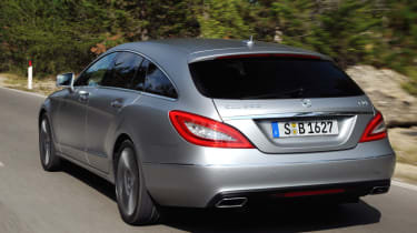 Mercedes CLS Shooting Brake rear tracking