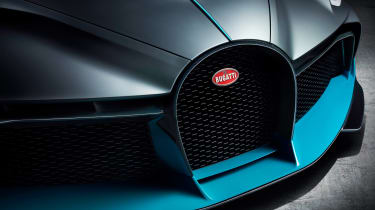 Bugatti Divo - grille