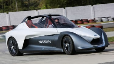 Nissan BladeGlider - drift