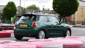 MINI%20Electric%20long%20termer%20second%20report-3.jpg