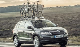 Skoda Karoq Velo - front tracking