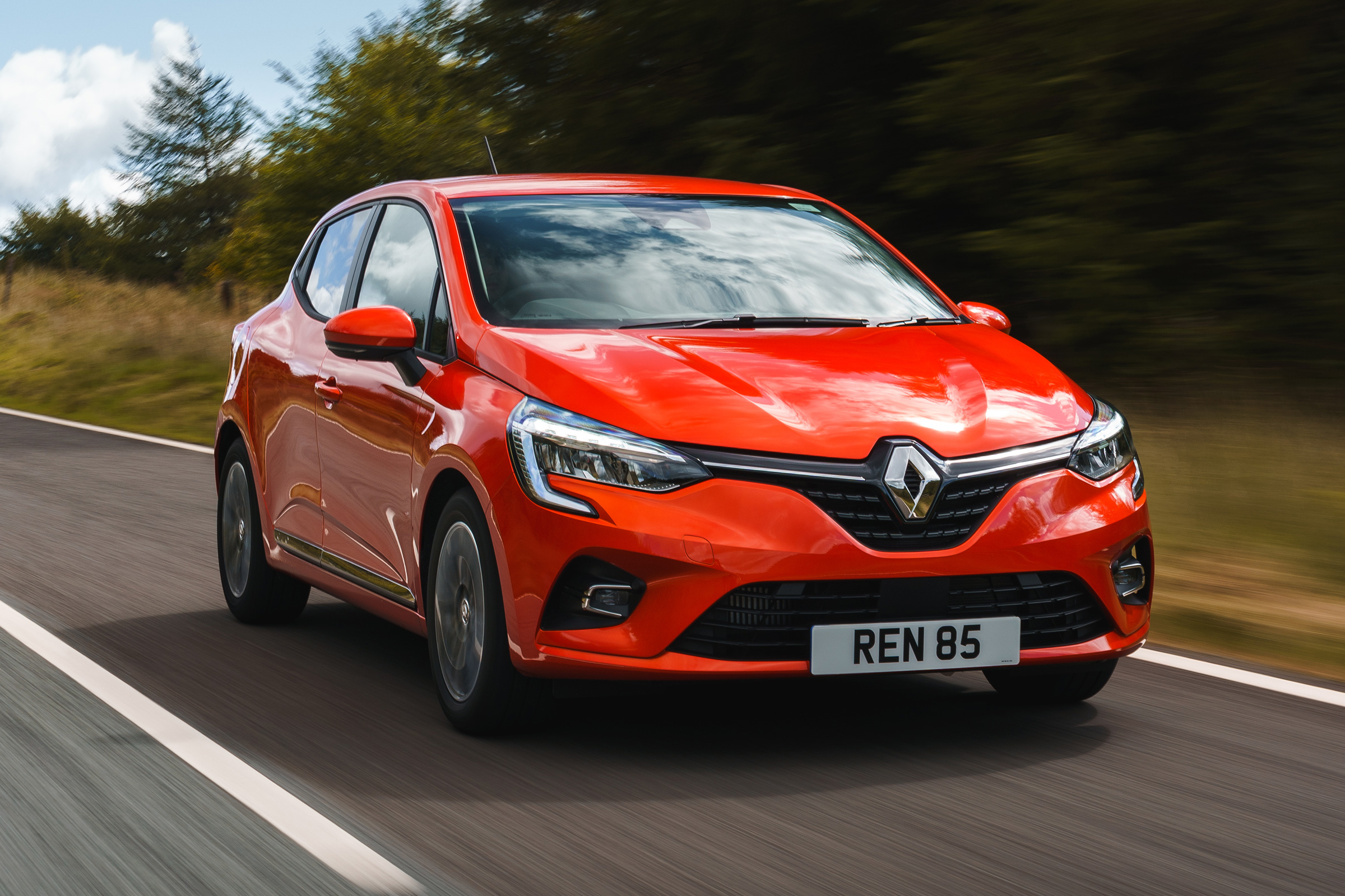 New Renault Clio 2019 review  Auto Express
