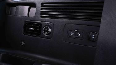 Kia Sorento - third row climate controls