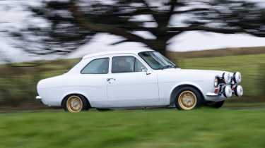 MST Mk1 Sports Escort remake - dynamic side