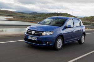 Dacia Sandero front action Dacia Sandero front action