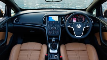 Vauxhall Cascada 2.0 CDTi interior