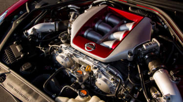 Nissan GT-R 2014 engine