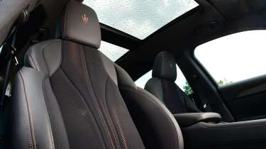 Maserati Grecale Folgore - front seats