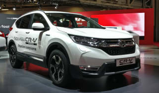 Honda CR-V Hybrid - Paris - Front