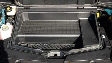 Genesis GV60 Pure - under-bonnet storage