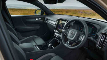 Volvo EC40 - dashboard