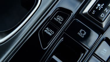 Lexus NX 450h+ long termer - &#039;EV mode&#039; button