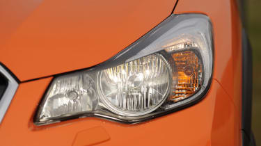 Subaru XV 2.0D SE light