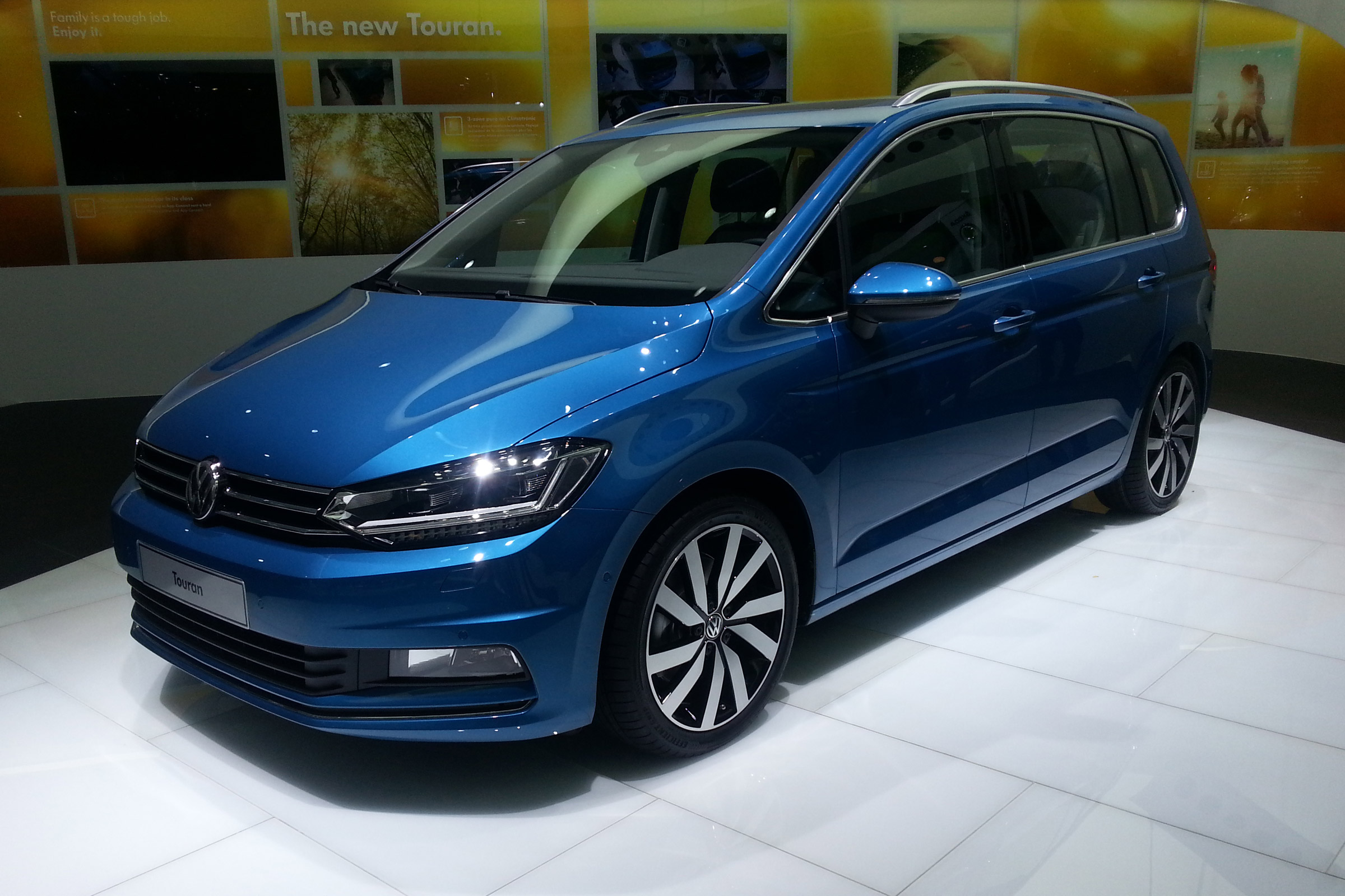 volkswagen touran isofix