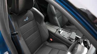 Renault Austral 2026 - front seats 