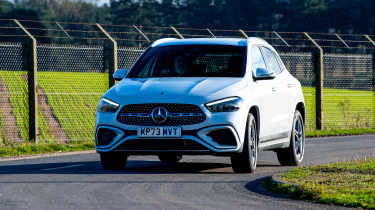Mercedes GLA - front cornering