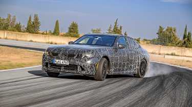 BMW M350 xDrive prototype - front drift