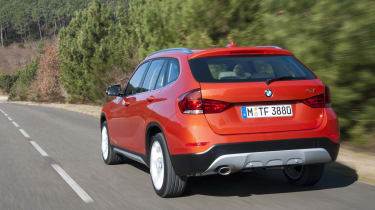 BMW X1 facelift rear tracking