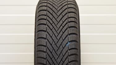 Pirelli Cinturato Winter