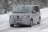 Volkswagen Transporter T7 spy - front