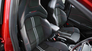 Ford Puma ST - front sports seats