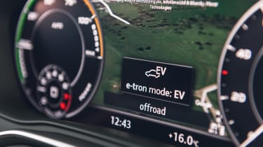 Audi Q5 55 TFSI e - EV