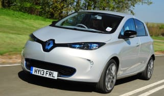 Renault ZOE Zen front tracking