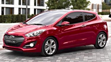 Hyundai i30 3dr front tracking