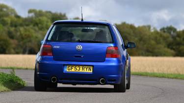 Volkswagen Golf R32 - rear cornering