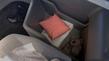 Volvo 360c concept - cushion