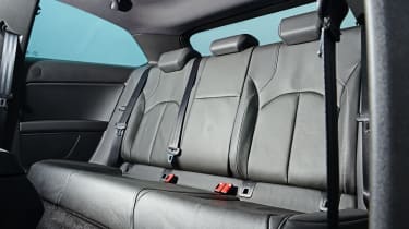 SEAT Leon Cupra - rear seats