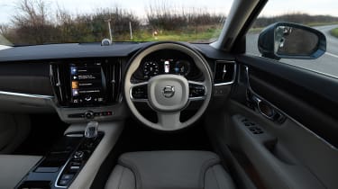 Volvo S90 - interior