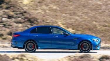 Mercedes-AMG C 63 S E Performance - side