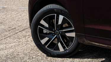 Volvo XC60 B5 facelift - wheel