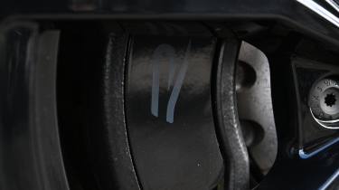 VW Golf R LT - brake caliper