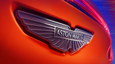 Aston Martin DBX707 - badge