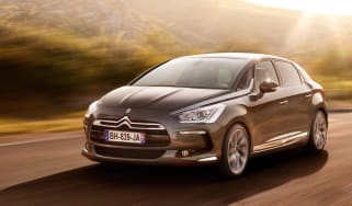 Citroen DS5 2.0 HDi front tracking