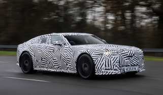 Jaguar GT 2025 - front tracking