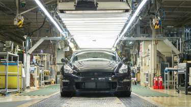 R35 Nissan GT-R factory